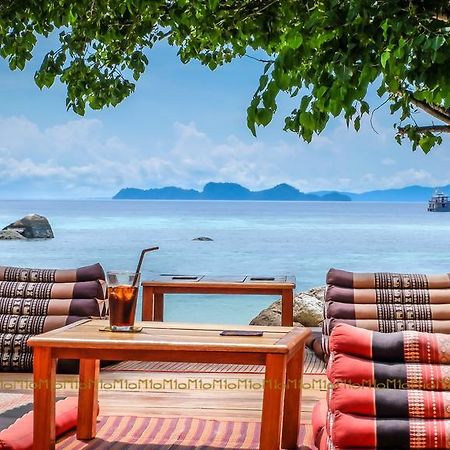 Ten Moons Lipe Resort Экстерьер фото