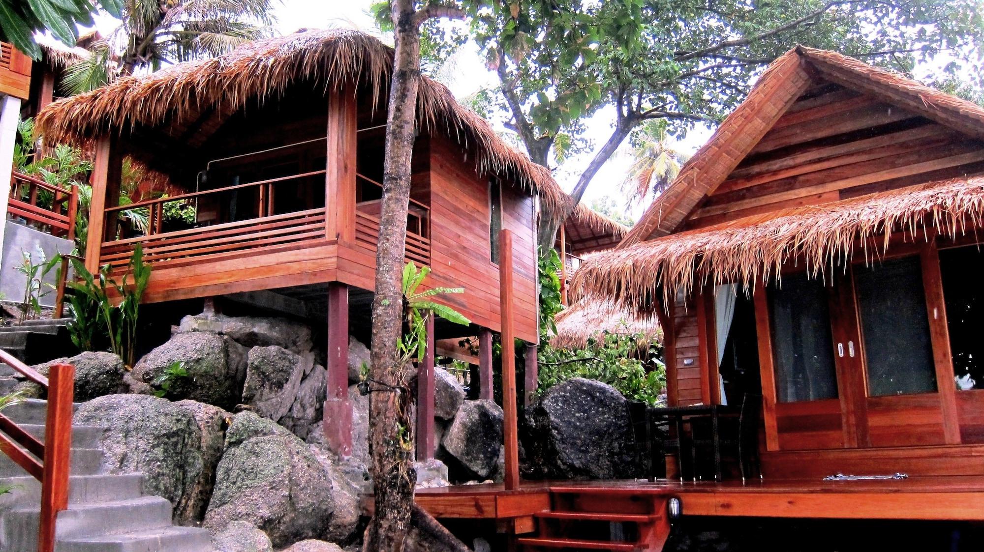 Ten Moons Lipe Resort Экстерьер фото
