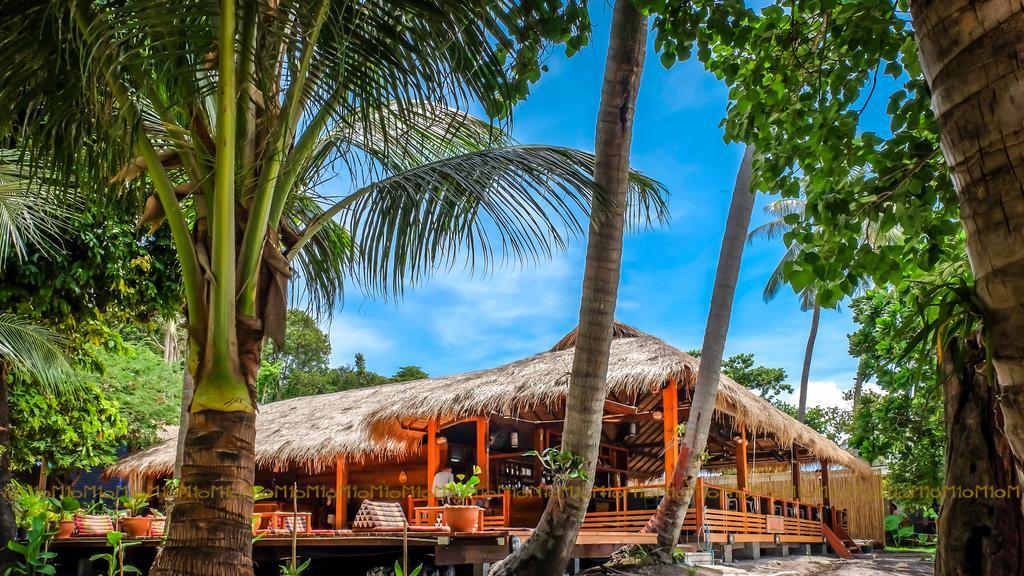 Ten Moons Lipe Resort Экстерьер фото
