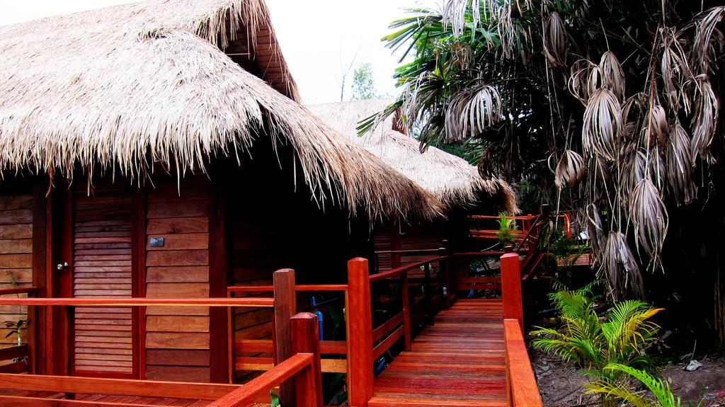 Ten Moons Lipe Resort Номер фото