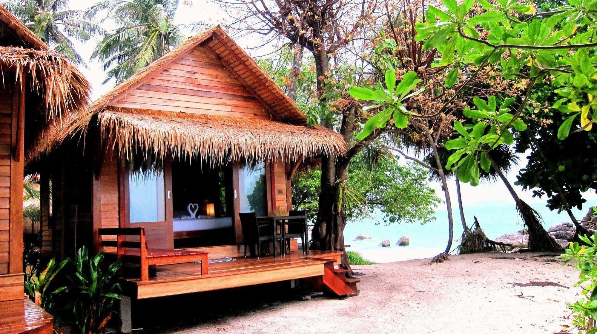 Ten Moons Lipe Resort Экстерьер фото